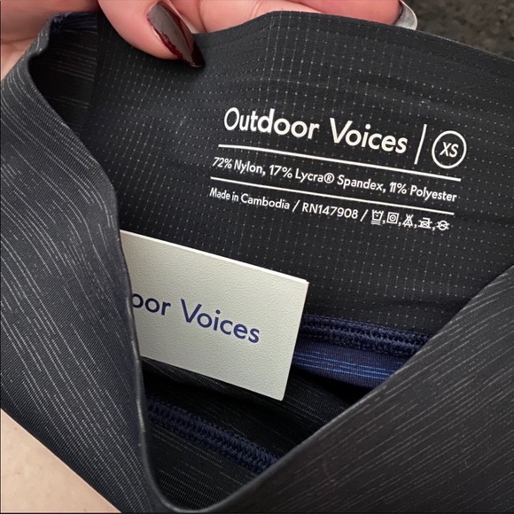 Outdoor Voices | Two Tone Leggings - Picture 6 of 6